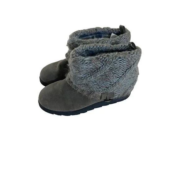 Muk Luks Women's Grey Soft Warm Slipper Booties - 8 - Picture 1 of 13